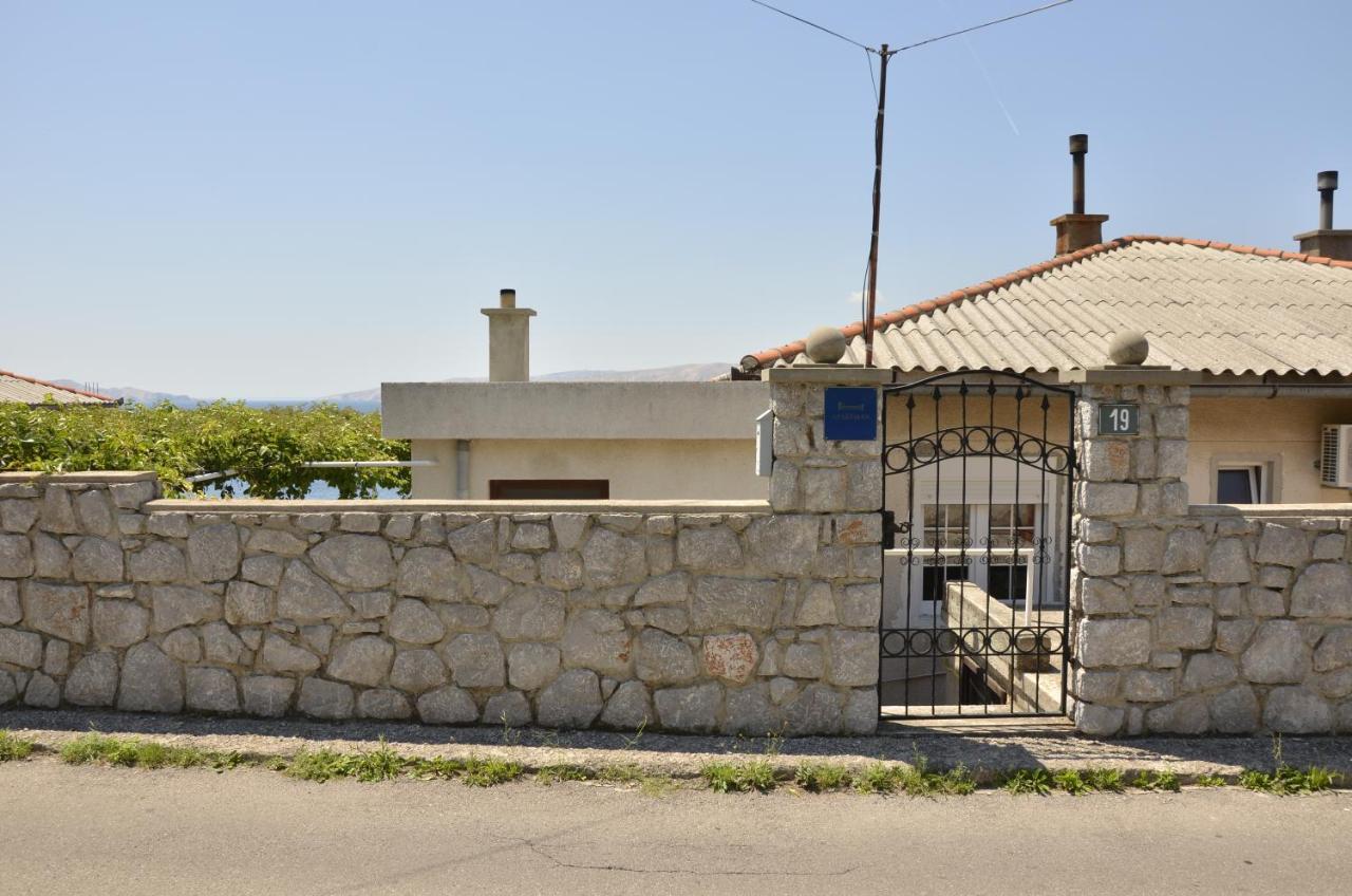 Apartmani Silvana&Vera Senj  Dış mekan fotoğraf